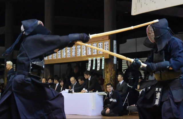 遠藤正明（東京）×石塚美文（大阪）