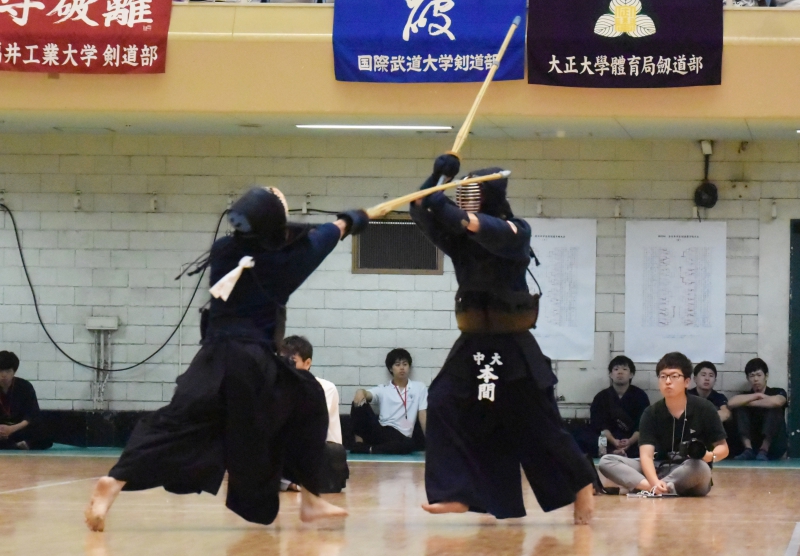 準々決勝　丸山大輔（中央大）×本間渉（中央大）